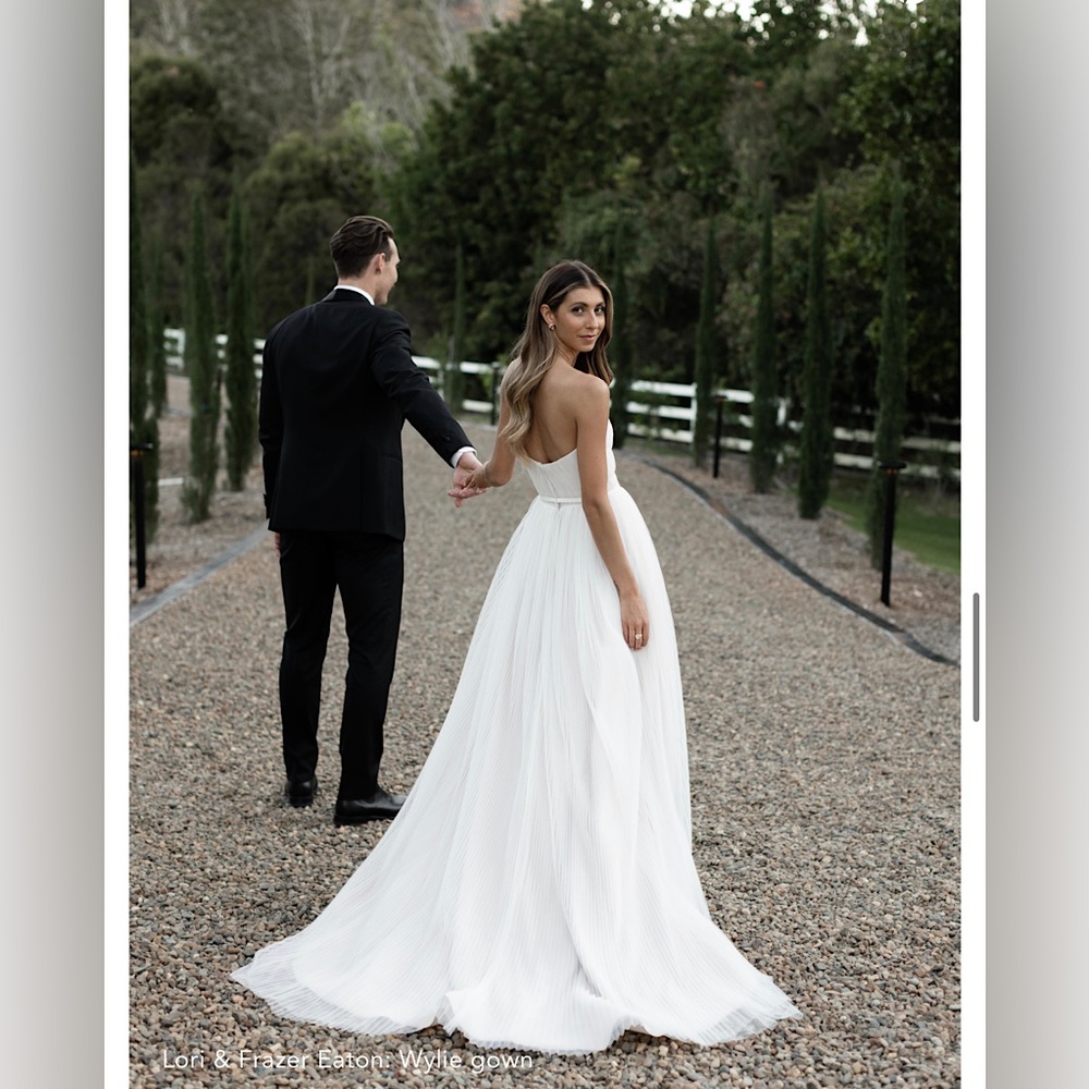 BRAND NEW IN BOX NEVER WORN - Chosen By Khya Whylie Wedding Dress Gown